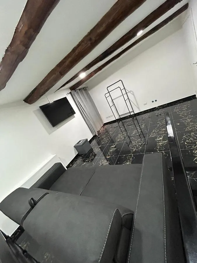 Giovanni Luxury Suites Naples