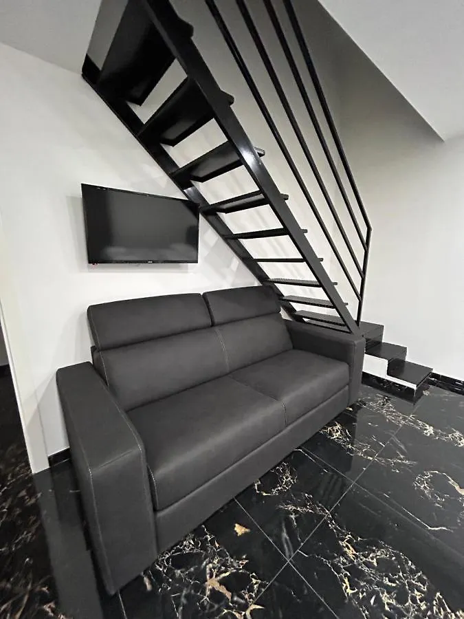 Giovanni Luxury Suites Naples Apartment