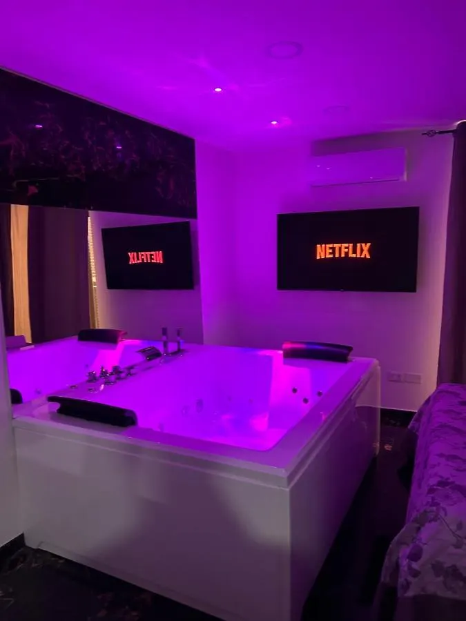 Giovanni Luxury Suites Naples 0*,