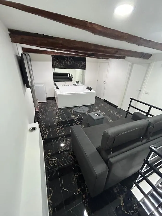 Giovanni Luxury Suites Naples