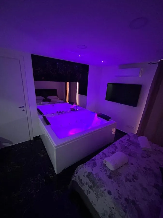 Giovanni Luxury Suites Naples