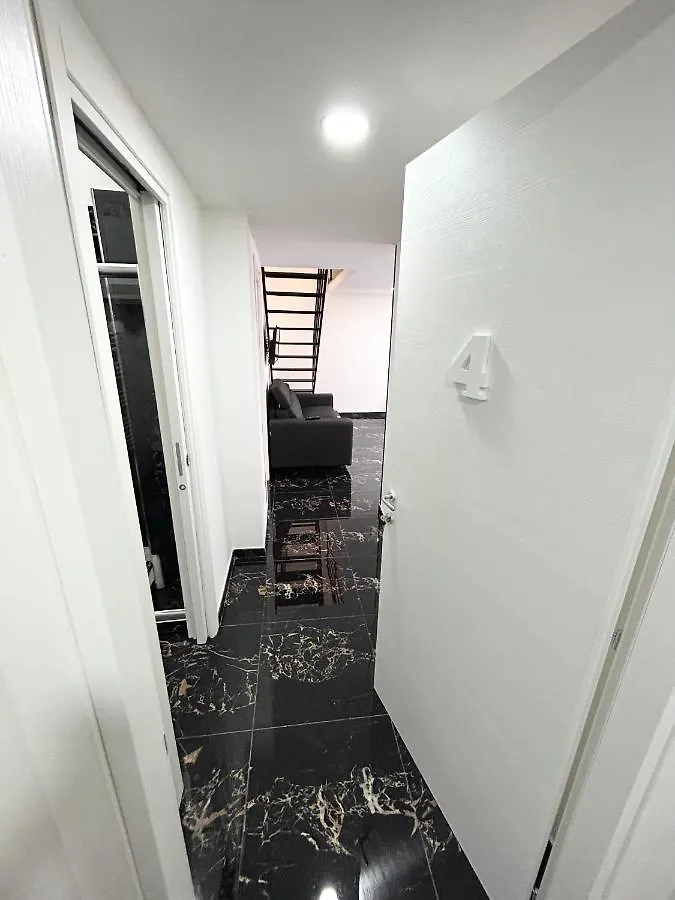 Giovanni Luxury Suites Naples Apartment