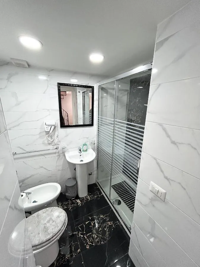 Giovanni Luxury Suites 那不勒斯 公寓